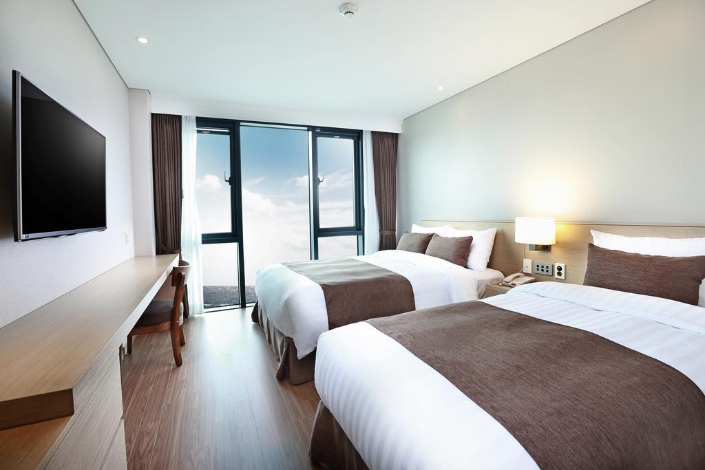 Hotel Fine Seogwipo Zimmer foto